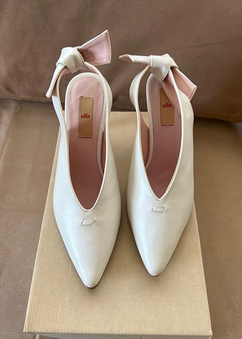 Beyaz Fiyonklu Kadın Topuklu Ayakkabı - Görsel 2