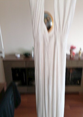 Beyaz pullu abiye tulum - Görsel 4