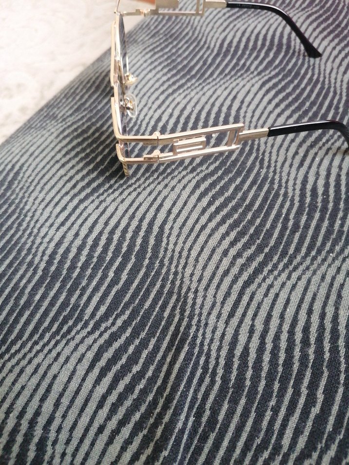 Tokalı Gri Sokak Stili Kadın Gözlüğü - Görsel 2