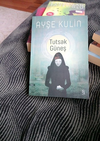 Tutsak Güneş - Ayşe Kulin - Görsel 3