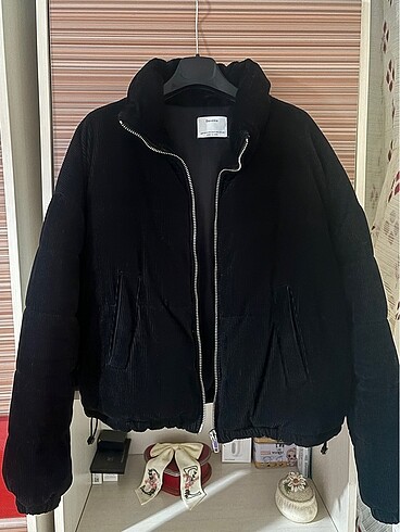 Bershka Mont