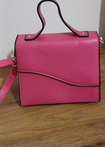 Pembe Deri Kadın Çanta - Görsel 2