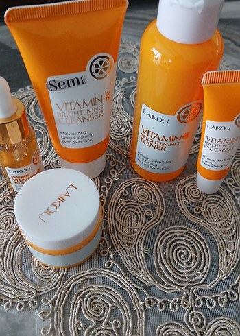 Lakou Vitamin C Aydınlatıcı Cilt Bakım Seti - Görsel 2
