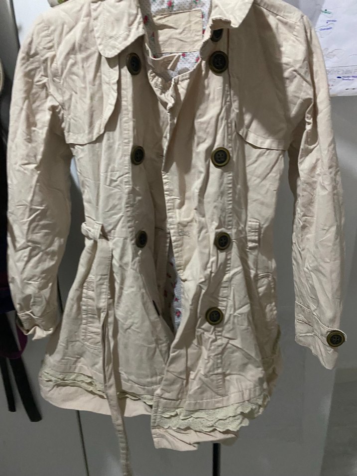 Bej Düğmeli kadın/çocuk Yağmurluk - Görsel 2