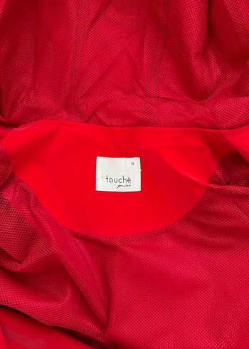 Touche Kadın Parlak Kırmızı Uzun Düğmeli Yağmurluk - Görsel 4