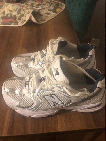 38 Beden beyaz Renk New balance