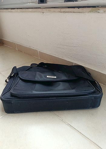  Beden Casper Laptop Çantası
