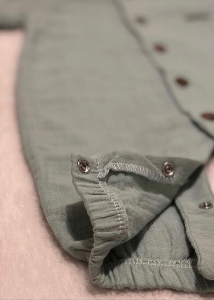 Su Yes?ili Mu?slin Kumas? Tulum (3 Ay) - Görsel 3