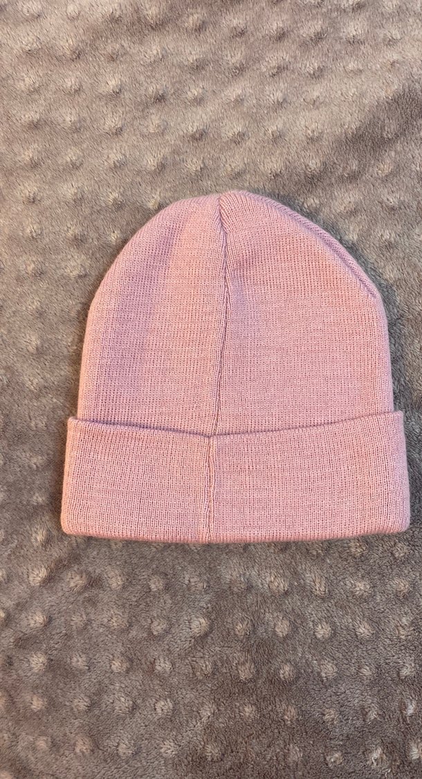 Pembe Kadın Bere - Görsel 2