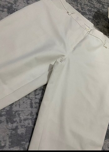 Düğmeli Beyaz Kadın Kumaş Pantolon