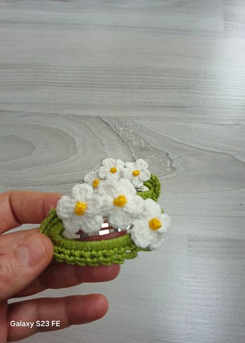 Beyaz Çiçekli Örgü Çocuk Toka Seti - Görsel 3