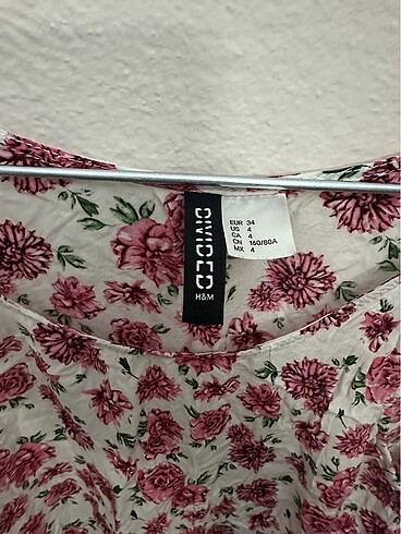 xs Beden H&M çiçekli askılı üst