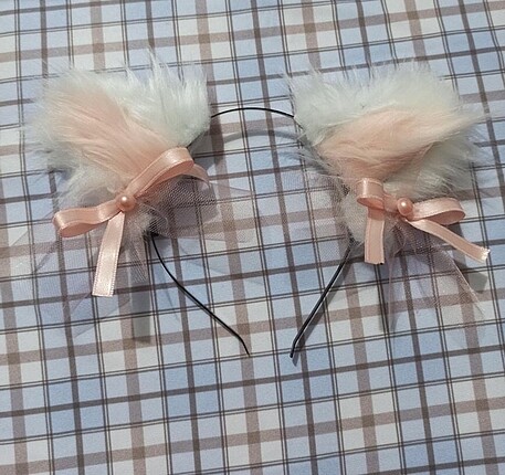 cutie white ears