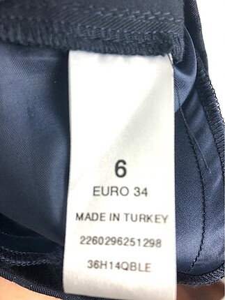 34 Beden lacivert Renk Çizgili Şort