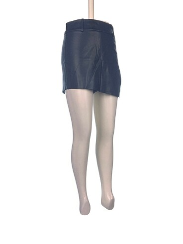Zara Zara Mini Şort %70 İndirimli.