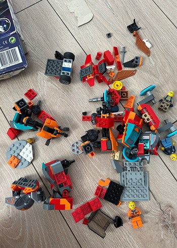 Beden LEGO Marvel Studios What If...? 76194 Set