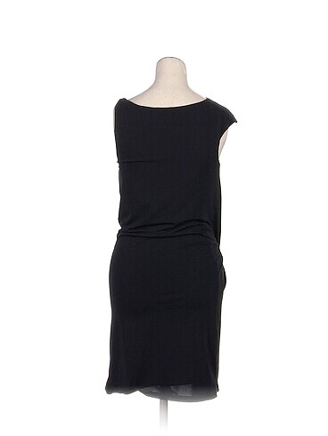 s Beden PreLoved Kısa Elbise %70 İndirimli.