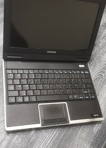 Toshiba nb100