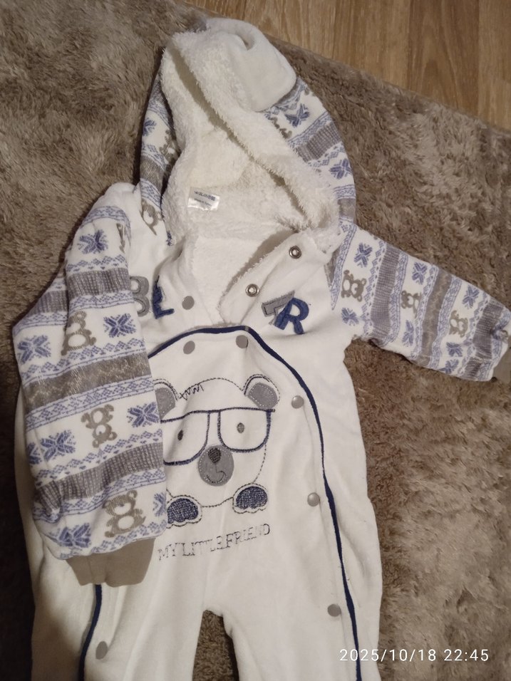 Beyaz Kürklü Erkek Bebek Tulum - Görsel 2