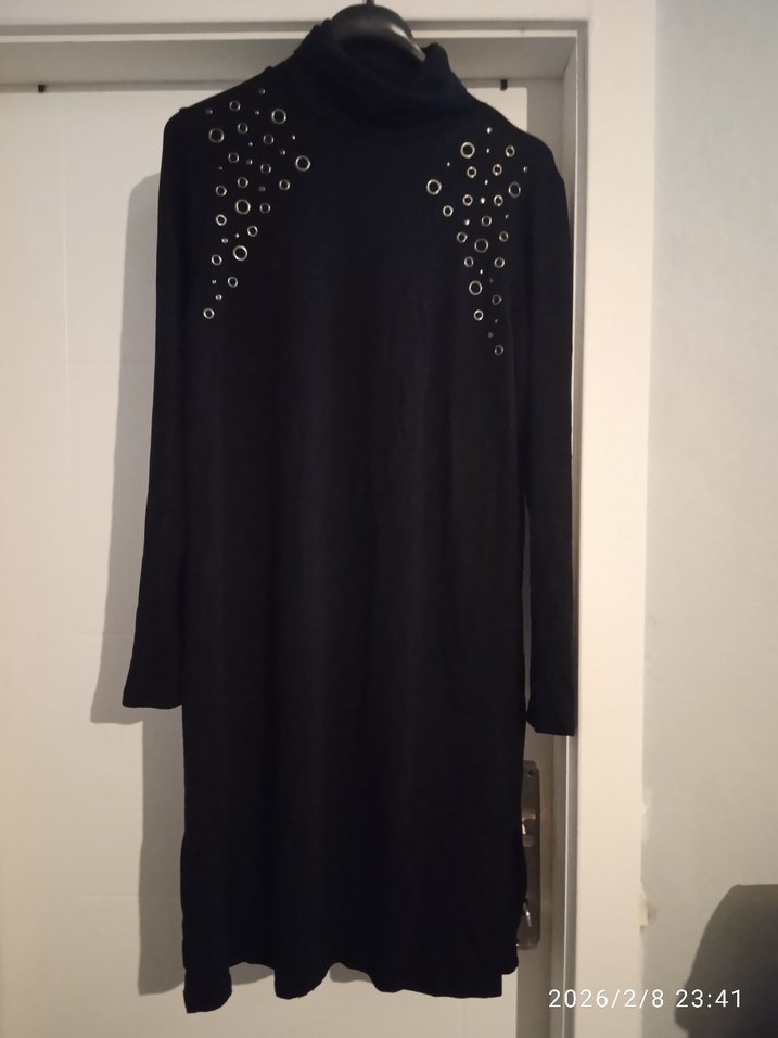 Düğmeli Siyah Uzun Kollu Gotik Elbise - Görsel 2