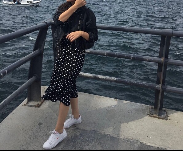 Trendyol & Milla Yırtmaçlı etek