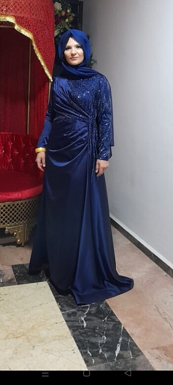 Lacivert tertemiz abiye 38-42 beden aralığında oluyor