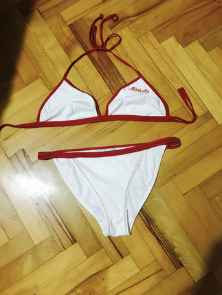Yeni bikini