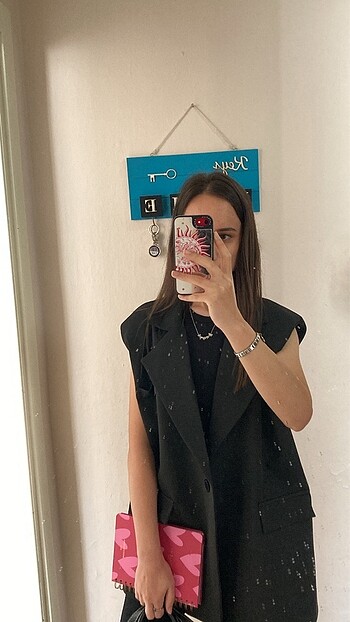 Siyah kolsuz yelek