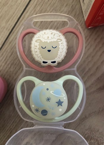 Pembe Bebek Biberonu ve Emzik Seti nuk marka ve ahşap bebek trğı - Görsel 3