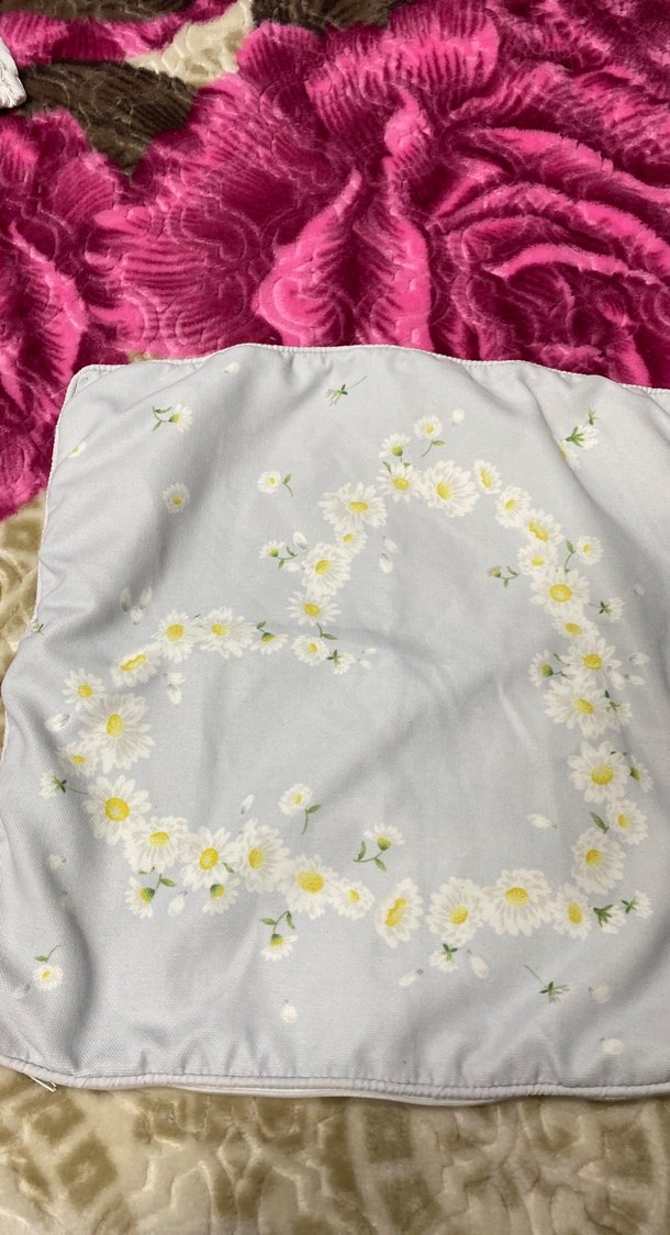 Nakış İşlemeli Beyaz Yastık Kılıfı - Görsel 2