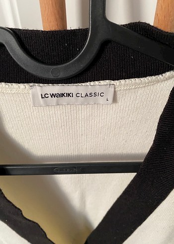 Düğmeli V Yaka Gri-Beyaz Midi Kadın Hırka - Görsel 5