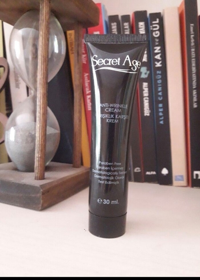 Secret age  - Görsel 2