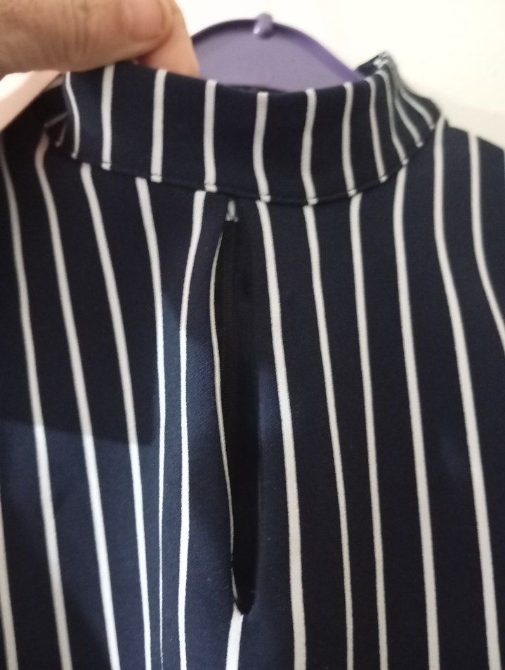 Uzun Kollu Çizgili Kadın Bluz - Görsel 3