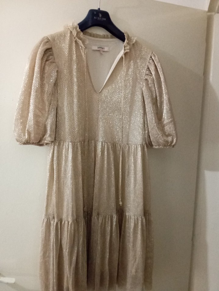 altın rengi elbise - Görsel 2