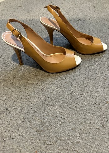 Enzo Angiolini 37