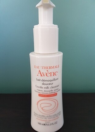 Avene gentle milk cleanser