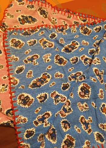 Çocuk Nakışlı Çok Renkli Battaniye - Görsel 3