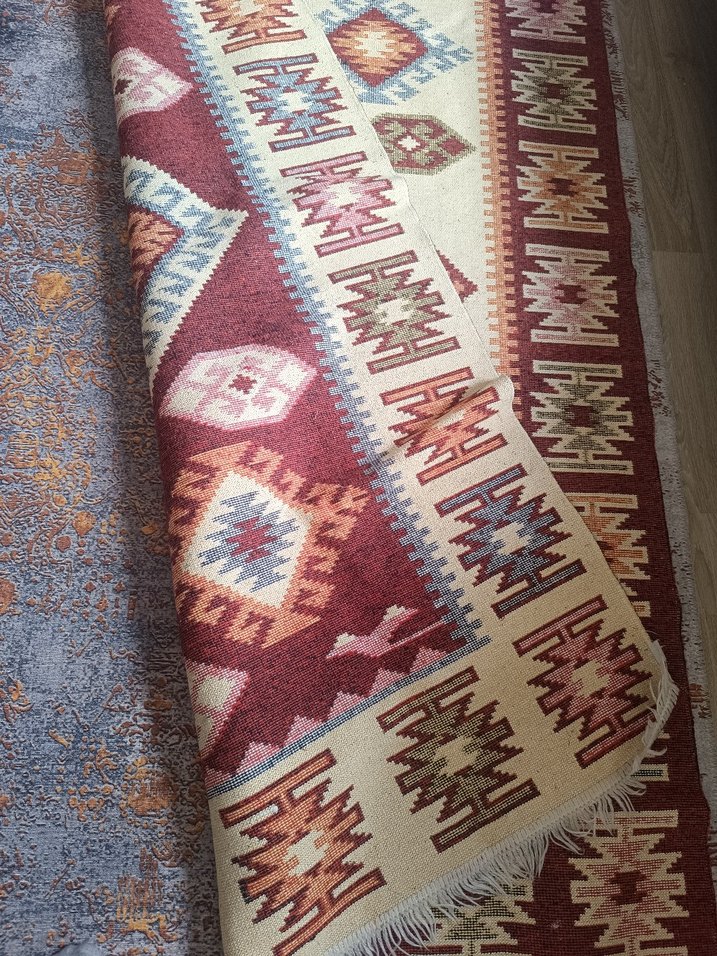 Çok Renkli Desenli Geleneksel Kilim - Görsel 3