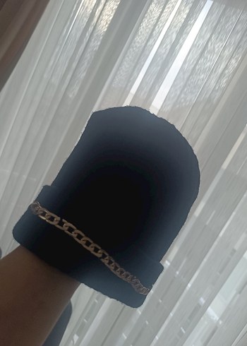 Zincir Detaylı Siyah Kadın Bere - Görsel 3