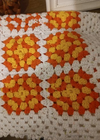 Renkli Nakışlı Örgü Battaniye - Görsel 2