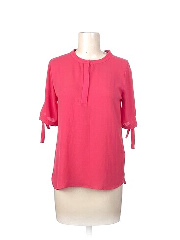 LC Waikiki Bluz %70 İndirimli.