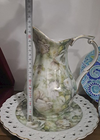 Diğer Çiçek Desenli Beyaz Gri Sürahi ve Tabak