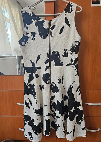 Siyah Beyaz Midi Desenli Kadın Elbise - Görsel 5