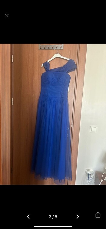 s Beden Oleg Cassini Elbise