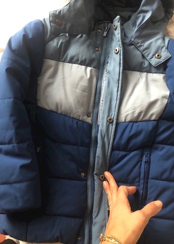 Mavi Erkek Çocuk Kapüşonlu Mont - Görsel 2