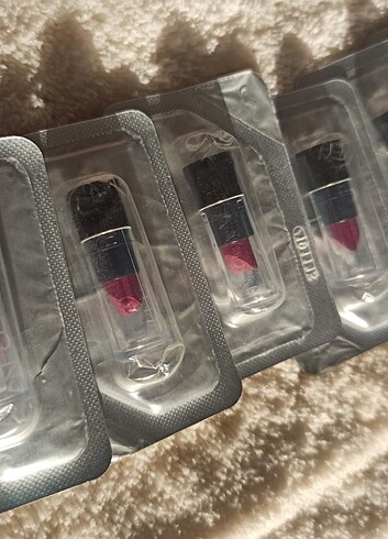 Beden mor Renk Avon mini ruj