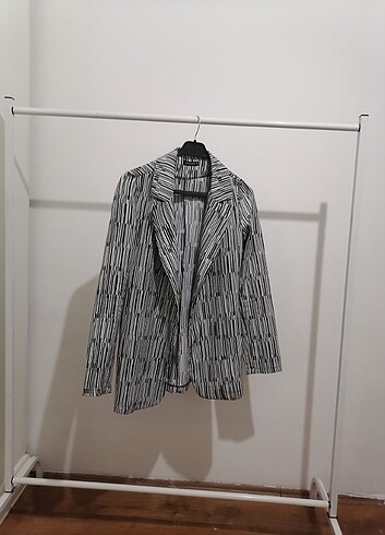 38 Beden çeşitli Renk ÇEŞİTLİ BLAZER CEKET LÜTFEN KAYDIRIN