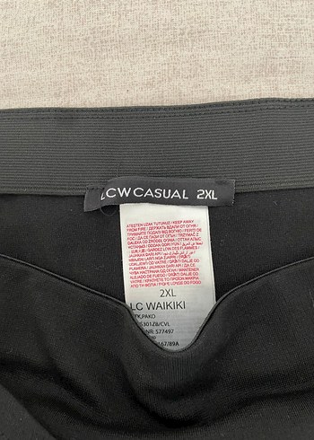 LC Waikiki Kadın Siyah yandan bağlamalı mini etek