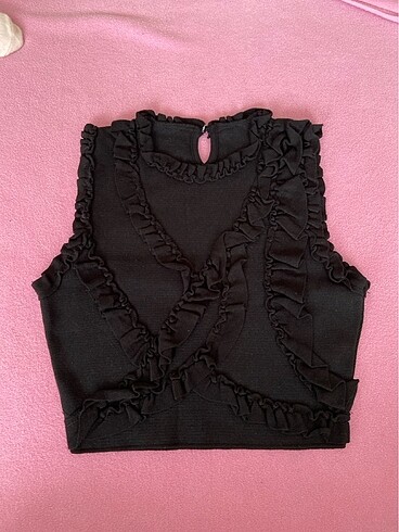 Siyah crop