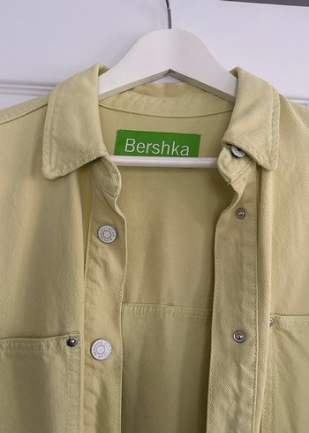 s Beden Bershka Sarı Uzun Kollu Keten Gömlek